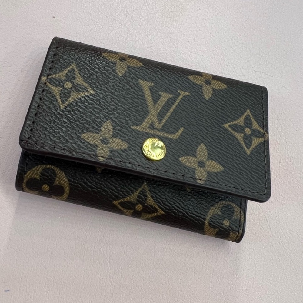 Monogram Wallet